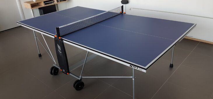 Bordtennisbord i fælleshuset